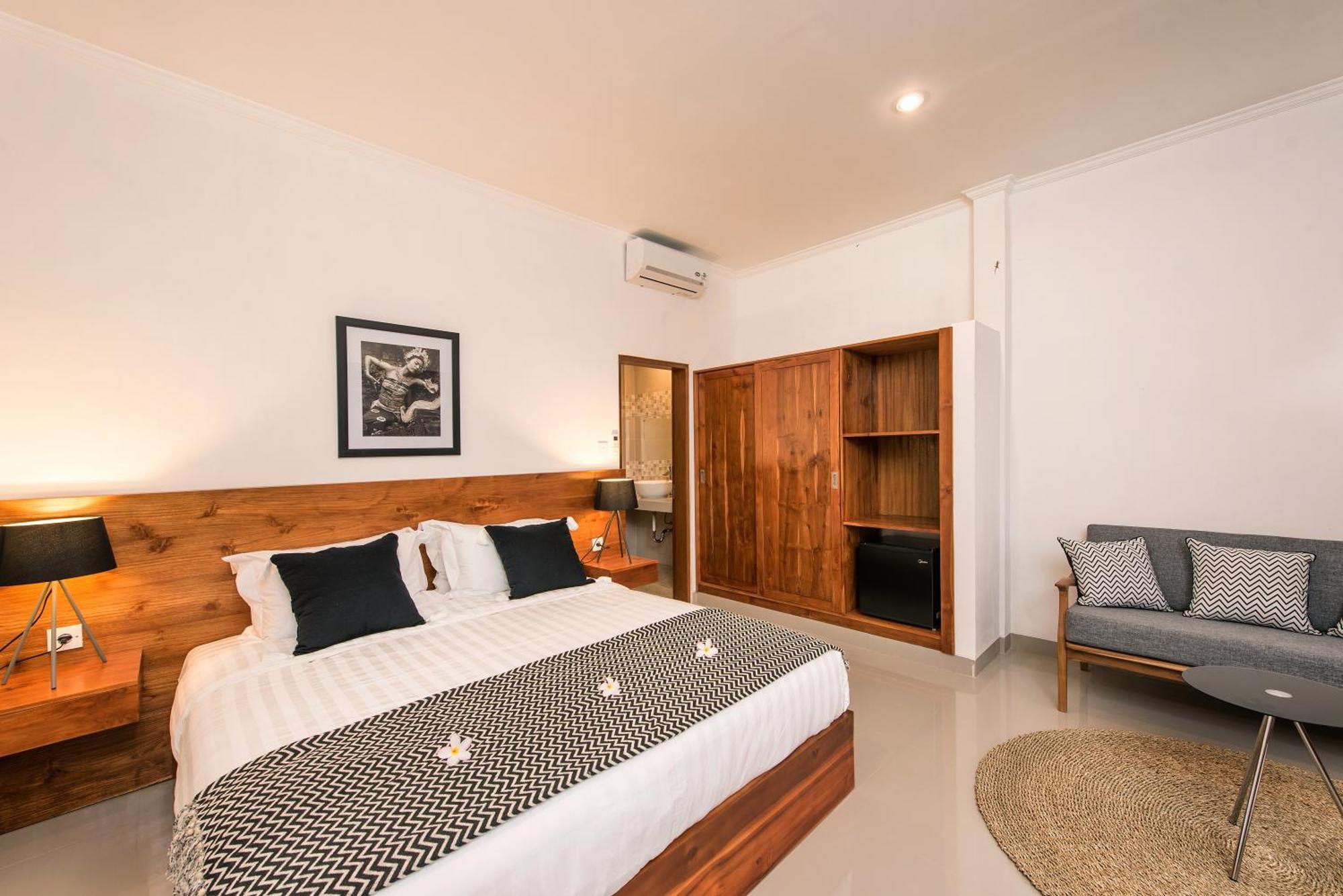 Puri Uma Ratu By Rpm Hotel Seminyak  Exterior photo